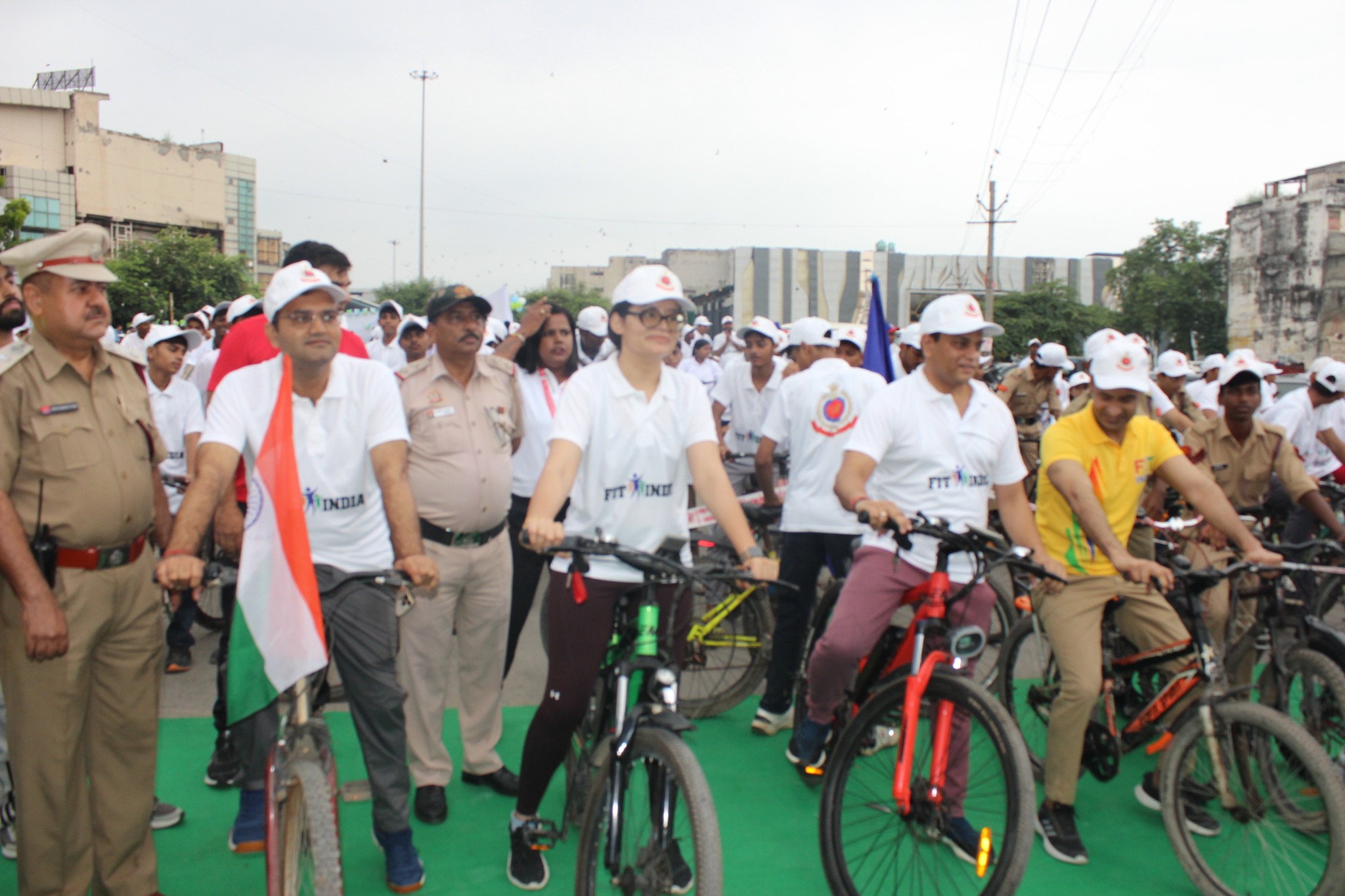 West District Organizes Cyclothon Under FIT INDIA Campaign to Promote Healthy Living
